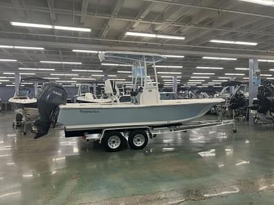 BOATZON | Tidewater 2210 Carolina Bay 2025 BOATZON | Tidewater 2210 Carolina Bay 2025