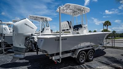 BOATZON | Tidewater 2300 Carolina Bay 2025 BOATZON | Tidewater 2300 Carolina Bay 2025