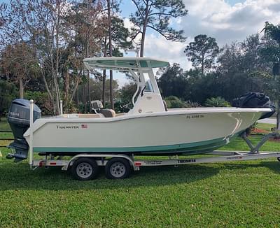 BOATZON | Tidewater 232 CC Adventure 2020