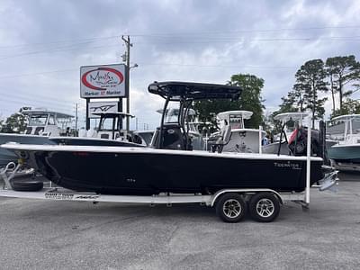 BOATZON | 2021 Tidewater 2500 Carolina Bay BOATZON | 2021 Tidewater 2500 Carolina Bay