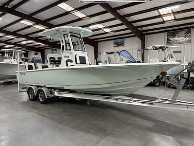 BOATZON | Tidewater 2500 Carolina Bay 2025