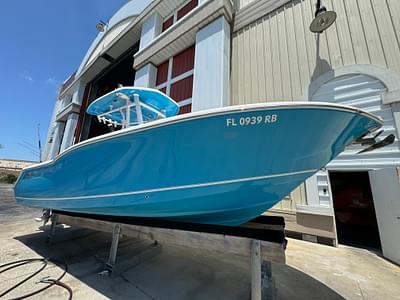 BOATZON | 2016 Tidewater 252 CC Adventure