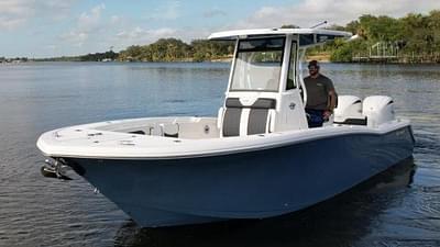 BOATZON | Tidewater 272 CC Adventure 2025