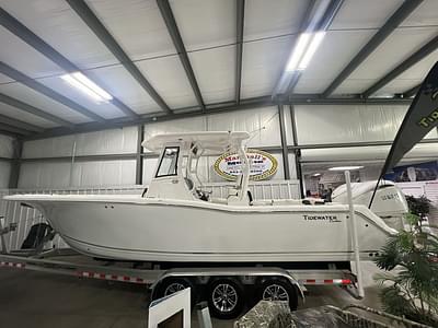 BOATZON | Tidewater 292 CC Adventure 2025