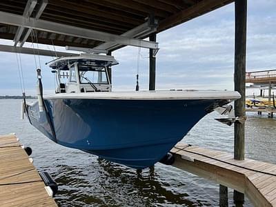 BOATZON | Tidewater 320 CC Adventure 2023