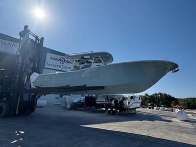 BOATZON | Tidewater 380 CC Adventure 2024 BOATZON | Tidewater 380 CC Adventure 2024