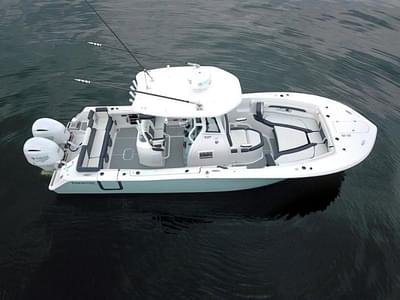 BOATZON | TideWater Boats 272 LXF 2025