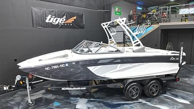 BOATZON | Tige R20 2016