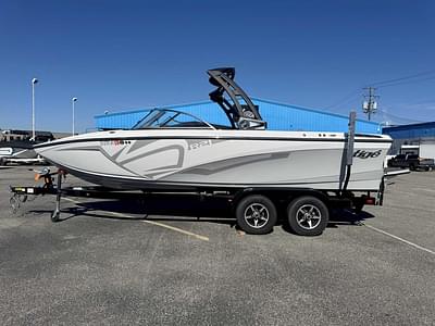 BOATZON | Tige R21 2019