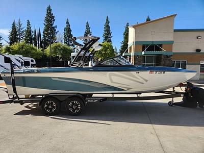 BOATZON | Tige R23 2019 BOATZON | Tige R23 2019