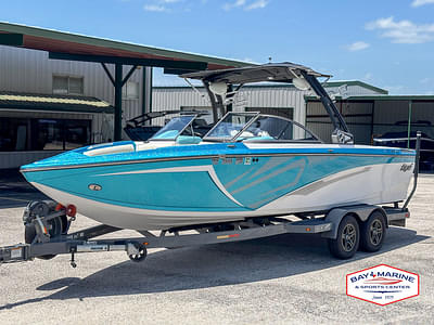BOATZON | Tige R23 2019 BOATZON | Tige R23 2019