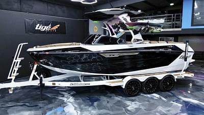 BOATZON | Tige Ultre 23ZX 2024 BOATZON | Tige Ultre 23ZX 2024