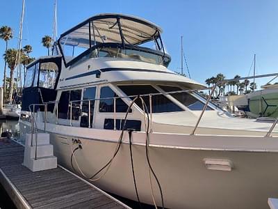 BOATZON | Tollycraft 40 Sundeck Motor Yacht