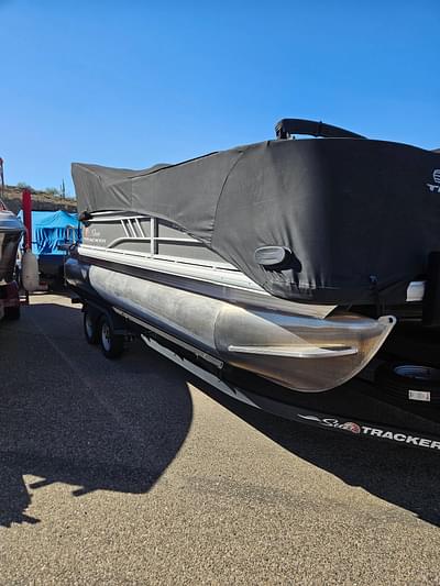 BOATZON | Tracker Pontoon Boat 2021