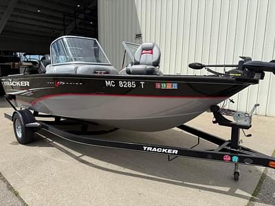 BOATZON | Tracker Pro Guide V175 WT 2014 BOATZON | Tracker Pro Guide V175 WT 2014