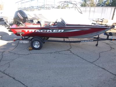 BOATZON | Tracker Pro Team 175 Crappie Edition 2025