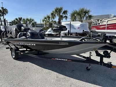 BOATZON | 2021 Tracker Pro Team 175 TXW