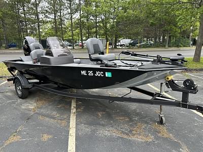 BOATZON | Tracker® Boats BT CLASSIC XL 2022