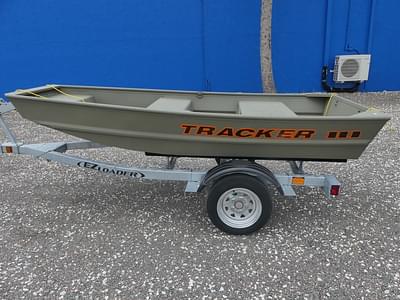 BOATZON | Tracker® Boats Grizzly 1036 Jon 2025