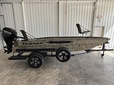 BOATZON | Tracker® Boats Grizzly 1650 T Prairie Wings Edition 2025
