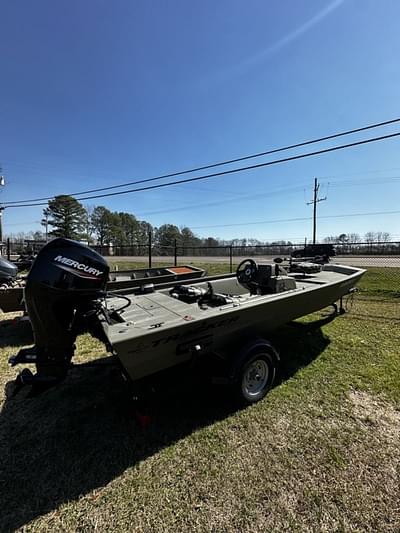 BOATZON | Tracker® Boats Grizzly 1754 SC 2024