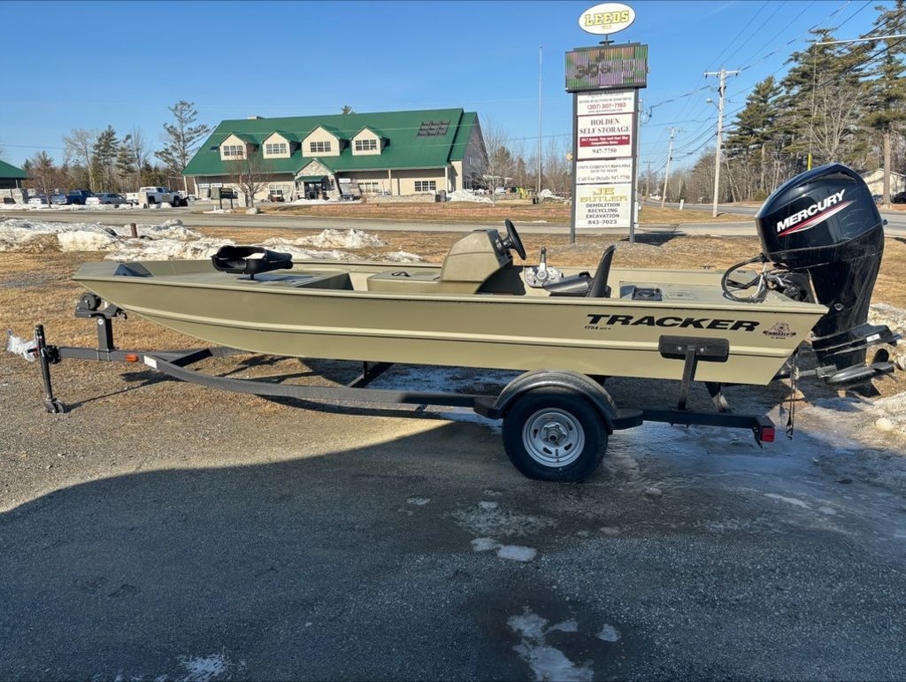 2024 Tracker® Boats Grizzly 1754 SC - Sold Boat