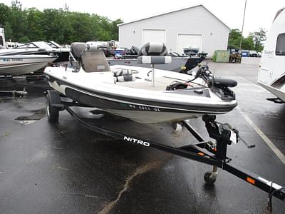 BOATZON | Tracker® Boats NITRO NX 750 SC 2006