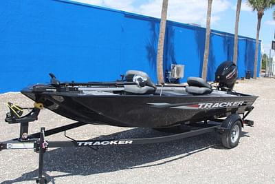 BOATZON | Tracker® Boats Panfish 17 2025 BOATZON | Tracker® Boats Panfish 17 2025