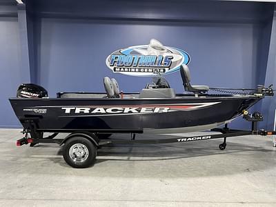 BOATZON | Tracker® Boats Pro Guide V16 SC 2025 BOATZON | Tracker® Boats Pro Guide V16 SC 2025