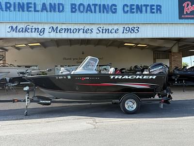 BOATZON | Tracker® Boats Pro Guide V175 Combo 2015