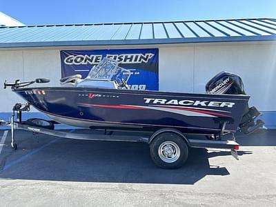 BOATZON | Tracker® Boats Pro Guide V175 Combo 2019 BOATZON | Tracker® Boats Pro Guide V175 Combo 2019