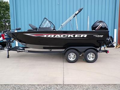BOATZON | Tracker® Boats PRO Guide V175 Combo 2025 BOATZON | Tracker® Boats PRO Guide V175 Combo 2025