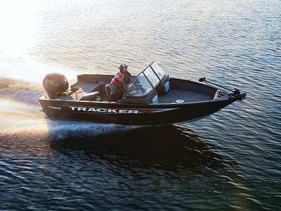 BOATZON | Tracker® Boats Pro Guide V175 WT 2025