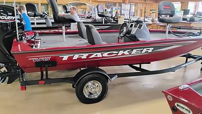 BOATZON | Tracker® Boats Pro Team 175 2025