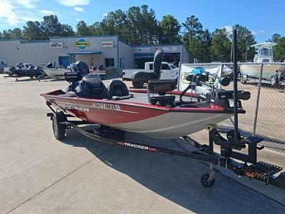 BOATZON | Tracker® Boats PRO Team 175 TXW 2021