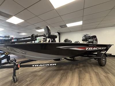 BOATZON | Tracker® Boats Pro Team 190 2026