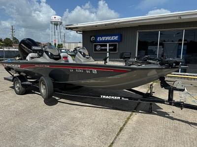 BOATZON | Tracker® Boats Pro Team 195 TXW 2016