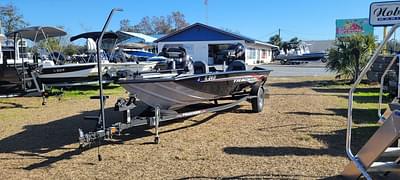 BOATZON | Tracker® Boats PRO Team 195 TXW 2021