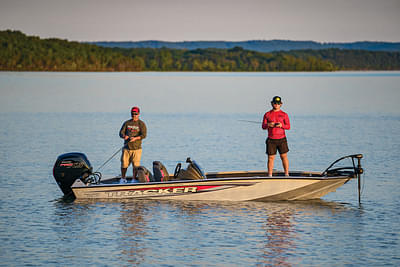 BOATZON | Tracker® Boats PT 190TX 2026