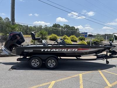 BOATZON | Tracker® Boats SAVAGE 215 2025 BOATZON | Tracker® Boats SAVAGE 215 2025