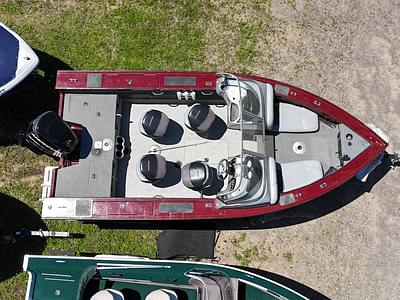 BOATZON | Tracker® Boats Targa V18 Combo 2011