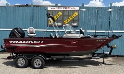 BOATZON | Tracker® Boats Targa V18 Combo 2015 BOATZON | Tracker® Boats Targa V18 Combo 2015