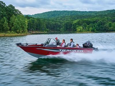 BOATZON | Tracker® Boats Targa V19 Combo 2026