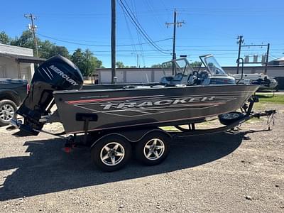BOATZON | Tracker Targa V19 WT 40th Anniversary Edition 2018 BOATZON | Tracker Targa V19 WT 40th Anniversary Edition 2018