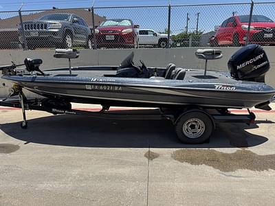 BOATZON | Triton 18 Explorer 2010 BOATZON | Triton 18 Explorer 2010