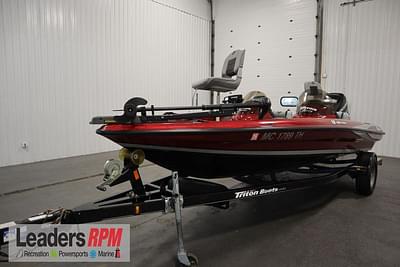 BOATZON | 2010 Triton 18 Explorer