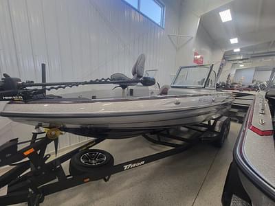 BOATZON | Triton 206 Fishunter 2024