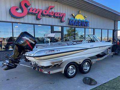 BOATZON | 2001 Triton TR21