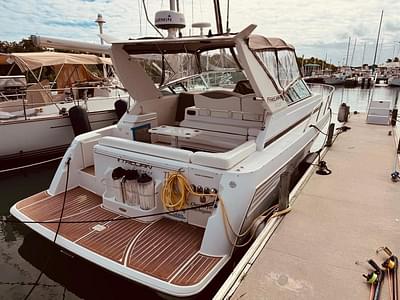 BOATZON | 1998 Trojan 40 Express Cruiser