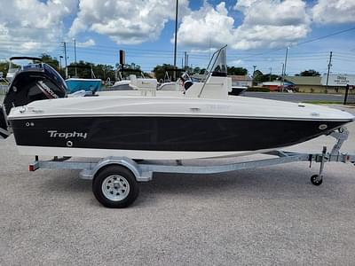 BOATZON | Trophy T18 Bay 2025 BOATZON | Trophy T18 Bay 2025